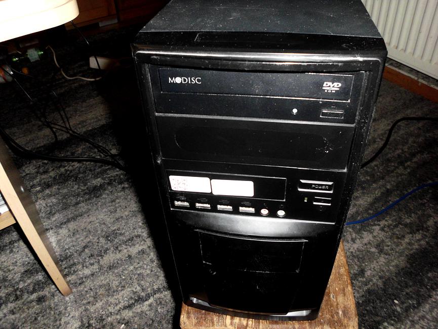 Bild 2 gebe hier einen PC mit Ubuntu für günstige 18 Euro ab