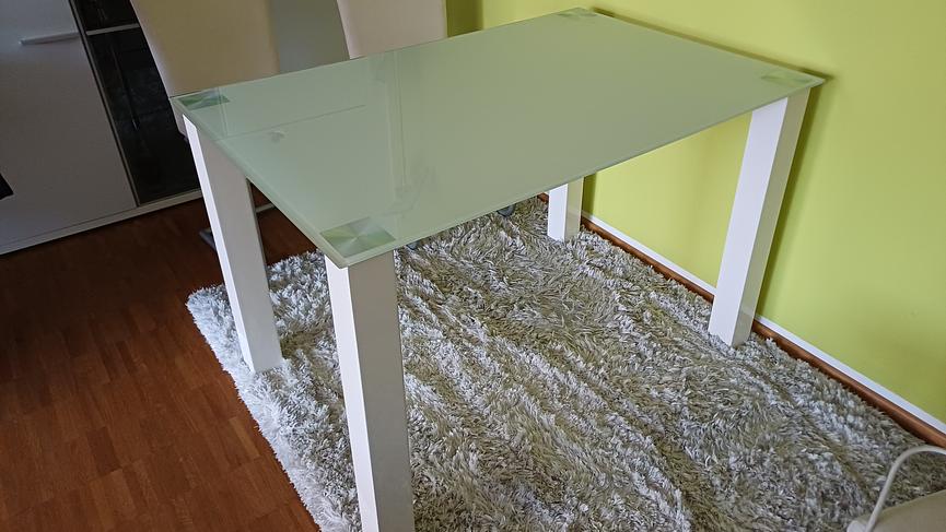 Bild 1 Esstisch zu verkaufen