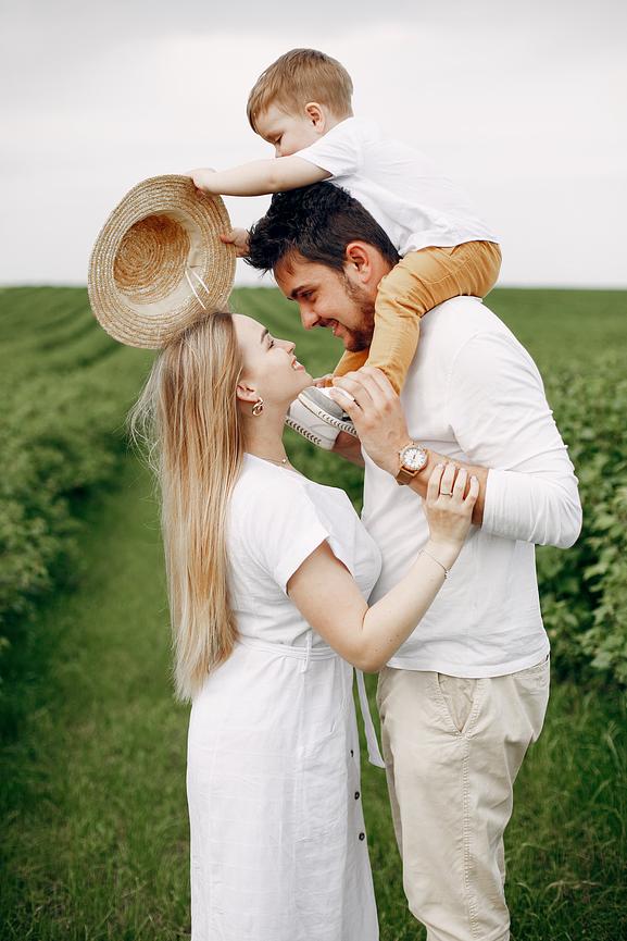Bild 3 Ihre Fotografin für Hochzeitsfotografie Pärchenfotos Verlobung & Familienfotos