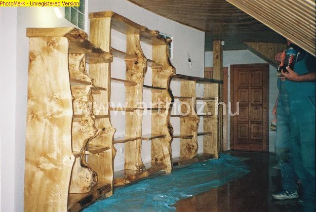 Bild 34 Rustikale Gartenmöbel