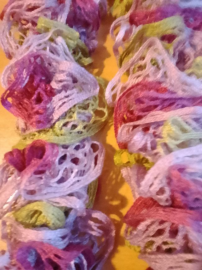 Bild 1 Schöner Schal.  6 Euro