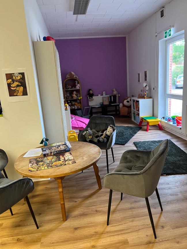 Bild 1 Raum für Therapie, Förderung und Familienarbeit in Winsen Luhe