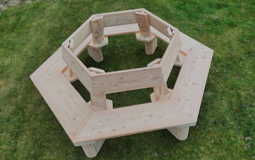 Bild 2 Baumbank. Krongartmöbel. Holzmöbel. Gartenbank.