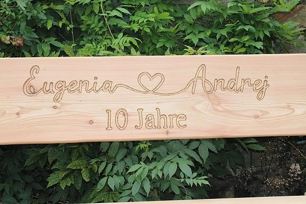Bild 6 Holzbank mit Gravur. Rentners Geschenk. Hochzeitsgeschenk.