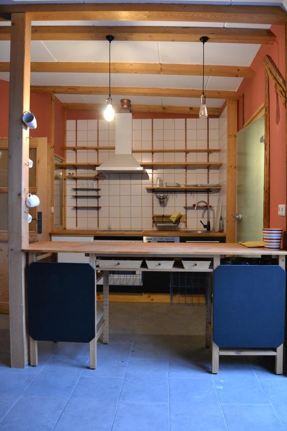 Bild 4 Geräumige DG-Wohnung mit Einbauküche