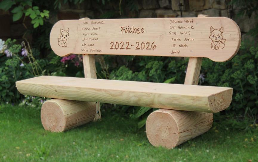 Bild 10 Sitzmöbel. Überdachte Gartenmöbel. Holzmöbel.