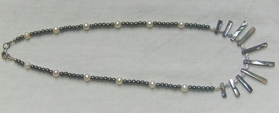 Bild 2 Edelsteinkette, Pauamuschel, Hämatit, Perlen