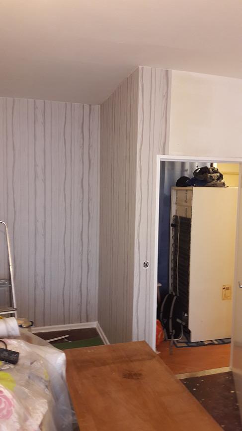 Bild 10 MALER Sucht zum Streichen Zimmer Oder Tapezieren ihre Wohnung