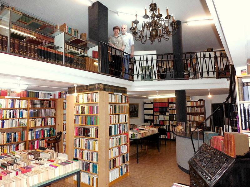 Bild 1 ANTIQUARIAT - STÖBERLADEN - 50 % AUF ALLE BÜCHERPREISE IM STÖBERLADEN