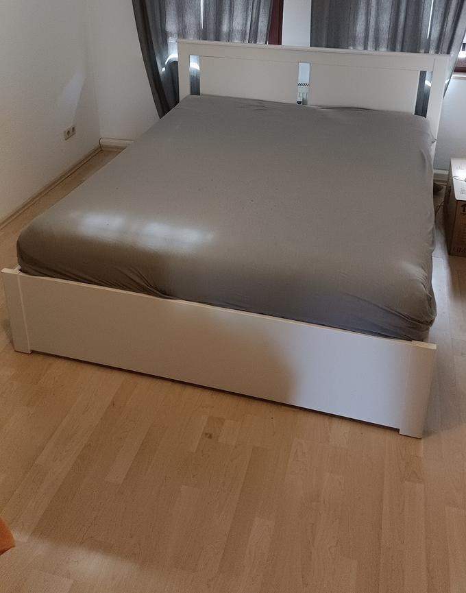 Bild 1 Ikea Bett Songesand 160X200 neuwertig