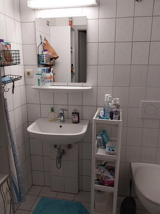 Bild 4 Großes WG Zimmer am Südstadtcampus für weibliche Studentinnen