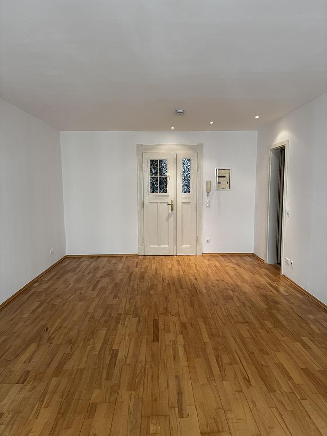 Bild 1 BESICHTIGUNG 29.07.2026, 15-17 UHR - STUDIO-APARTMENT NAHE ZENTRUM LEIPZIG