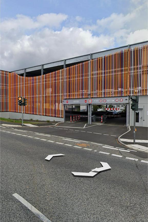 Bild 1 Überdachter Parkplatz in Marburg zu vermieten