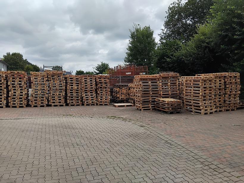 Bild 2 350 Einwegpaletten im Europalettenmaß 0,80 x 1,20 m Neuwertig