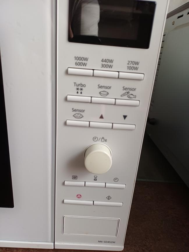 Bild 1 Verkaufe Backofen und Mikrowelle