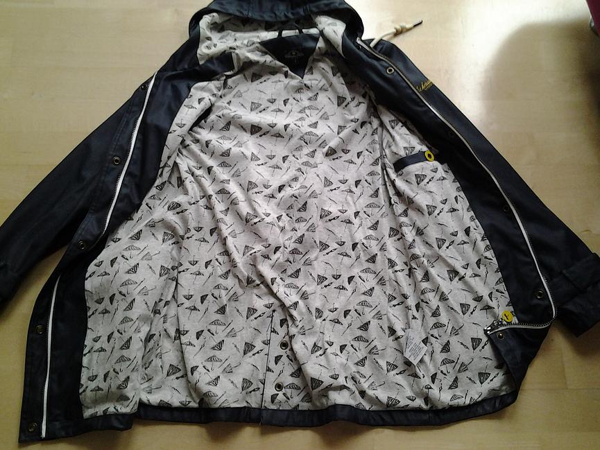 Bild 3 Schmuddelwedda Damen Regenjacke/ Gr. S/ blau/ 28 Euro