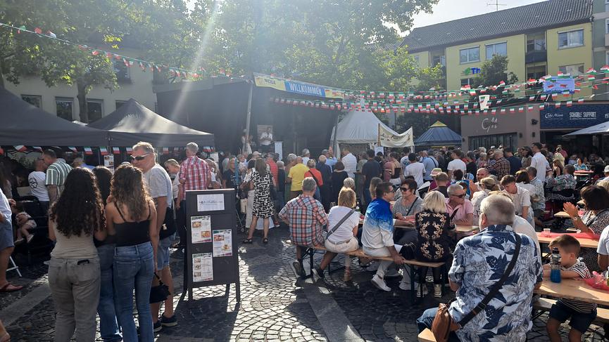 Bild 7 Italienische Live Band mit Internationale Musik buchen