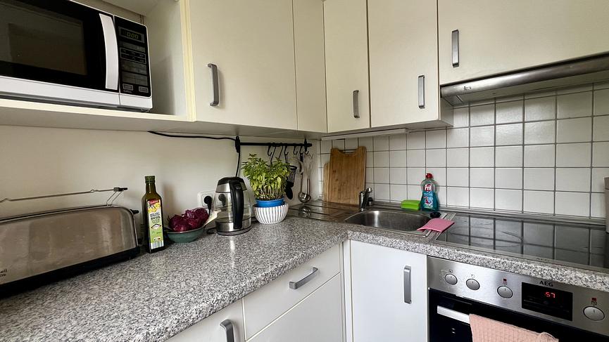 Bild 5 Attraktive, vollmöblierte helle 2-Raum-Wohnung mit Balkon zur Untermiete