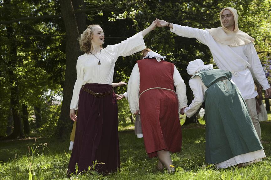 Bild 4 Historischer Tanz (Renaissaicne/Frühbarock), LARP