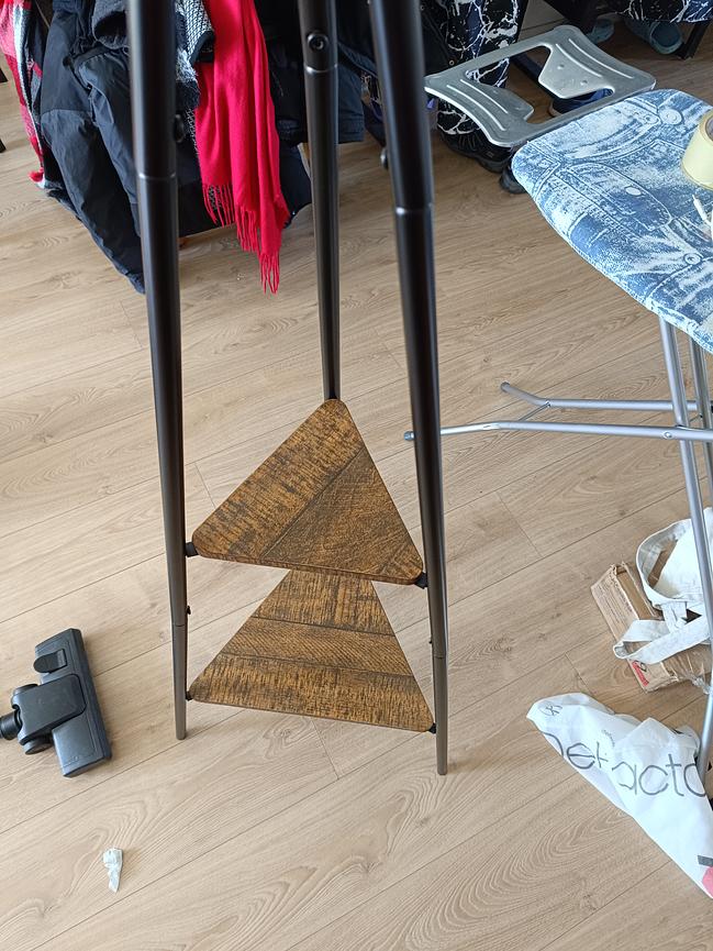 Bild 2 Garderobenständer