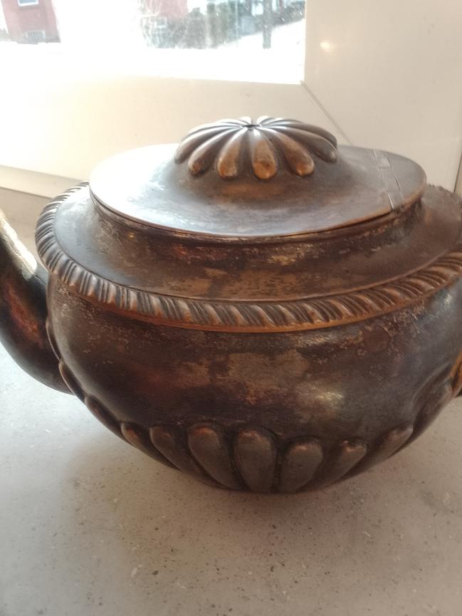 Bild 3 1 Teekaennchen+ 1 Milchkännchen 4 Fach gepunzt 50 Euro