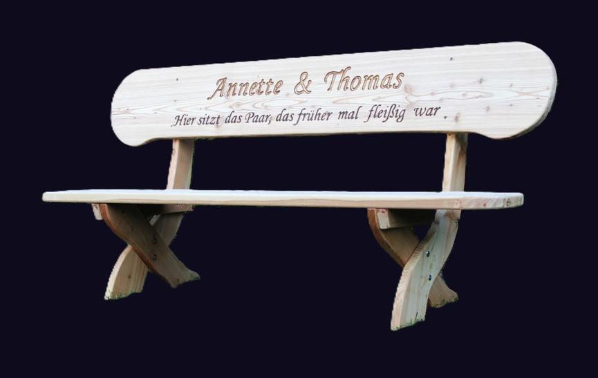 Bild 1 Holzbank personalisiert mit Gravur. Hochzeitsgeschenk.
