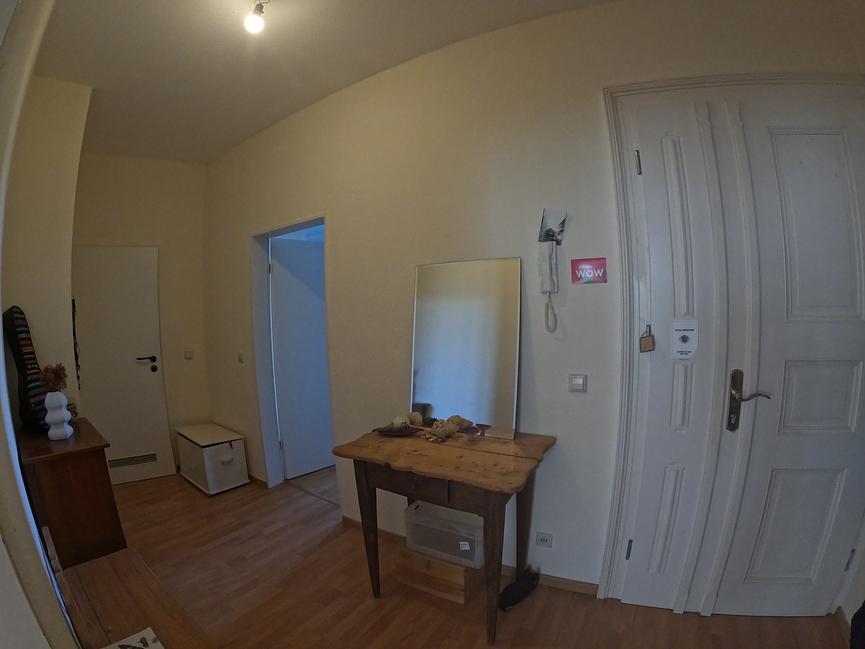 Bild 9 Wunderschöne helle Wohnung zur Untermiete für min. 9 Monate bis länger/ ab1. Okt