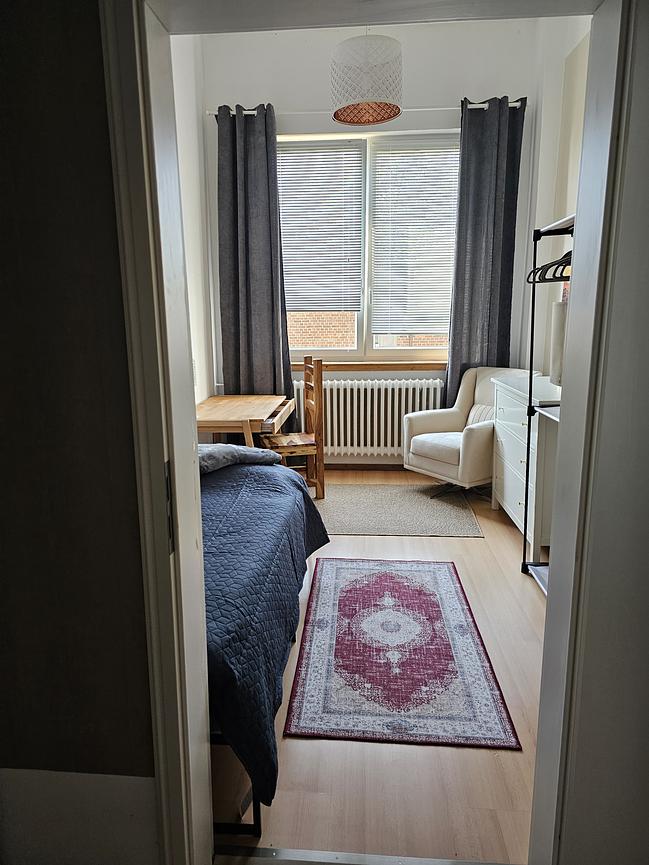 Bild 2 WG Zimmer in Alt-West möbliert