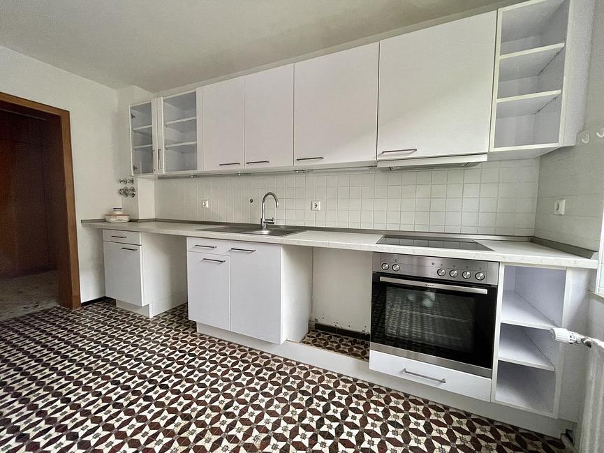 Bild 7 Schöne 4-Zi. Wohnung mit Balkon