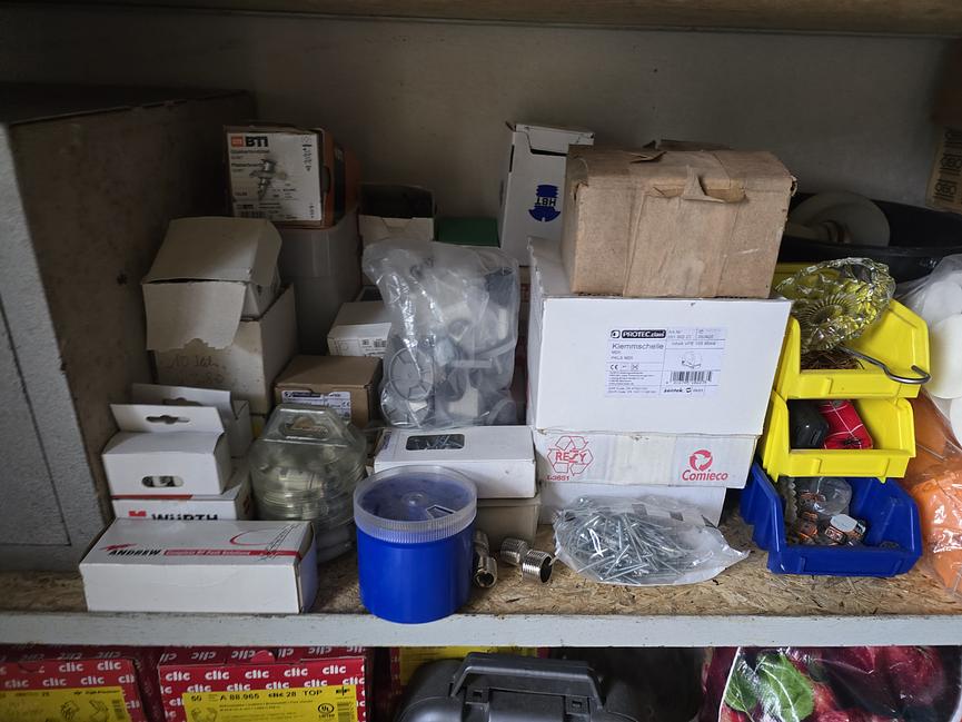 Bild 2 Biete verschiedene Sachen an