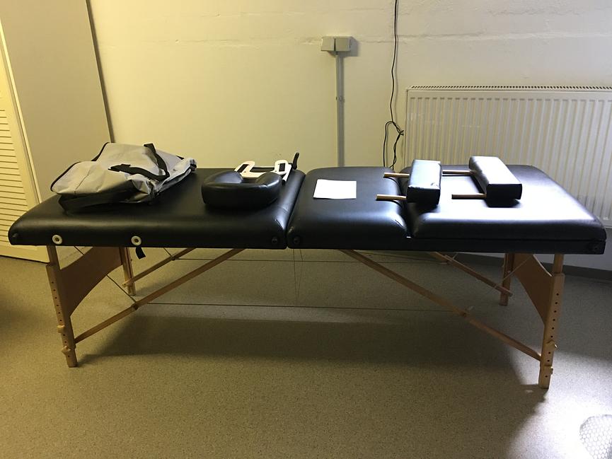 Bild 2 Soleni tragbare Behandlungsliege
