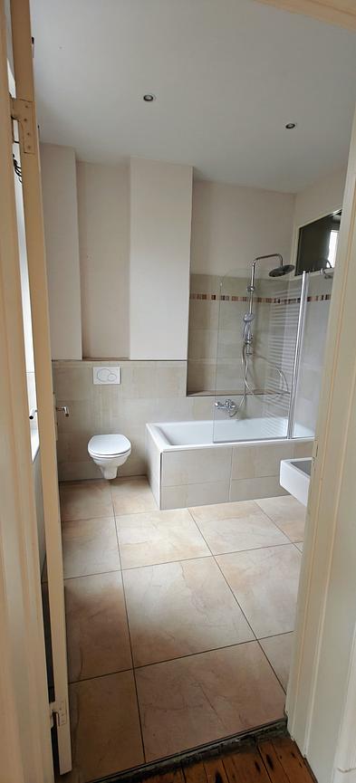 Bild 5 Exklusive 5-Zimmer Wohnung, ganze Wohnung (192 m2) für WG, keine Zi Anfragen!