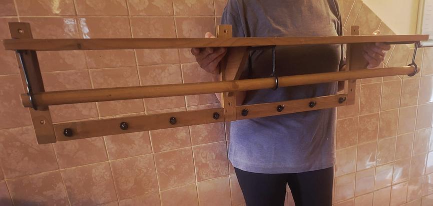 Bild 1 Wandgaderobe zu verschenken