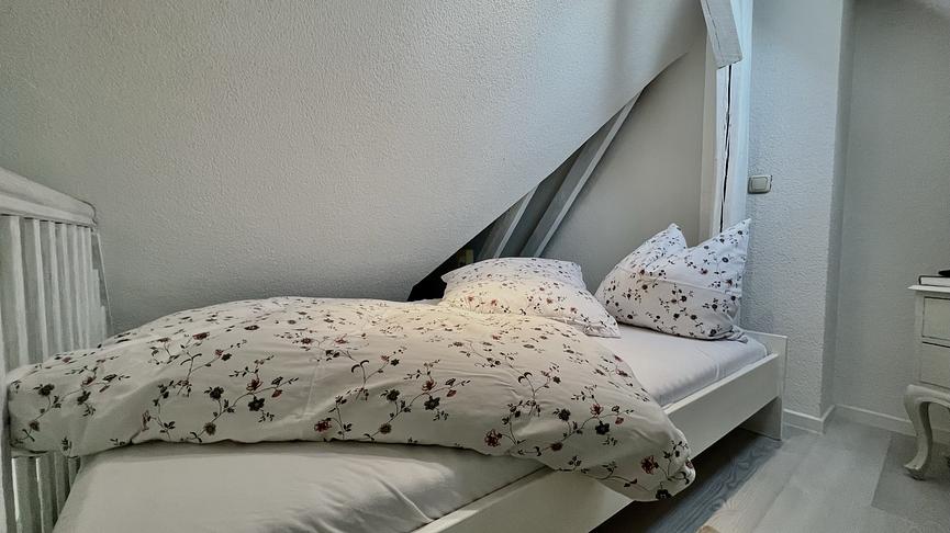 Bild 19 Das Überraschungspaket für Studenten +++ Möbel für 149 €