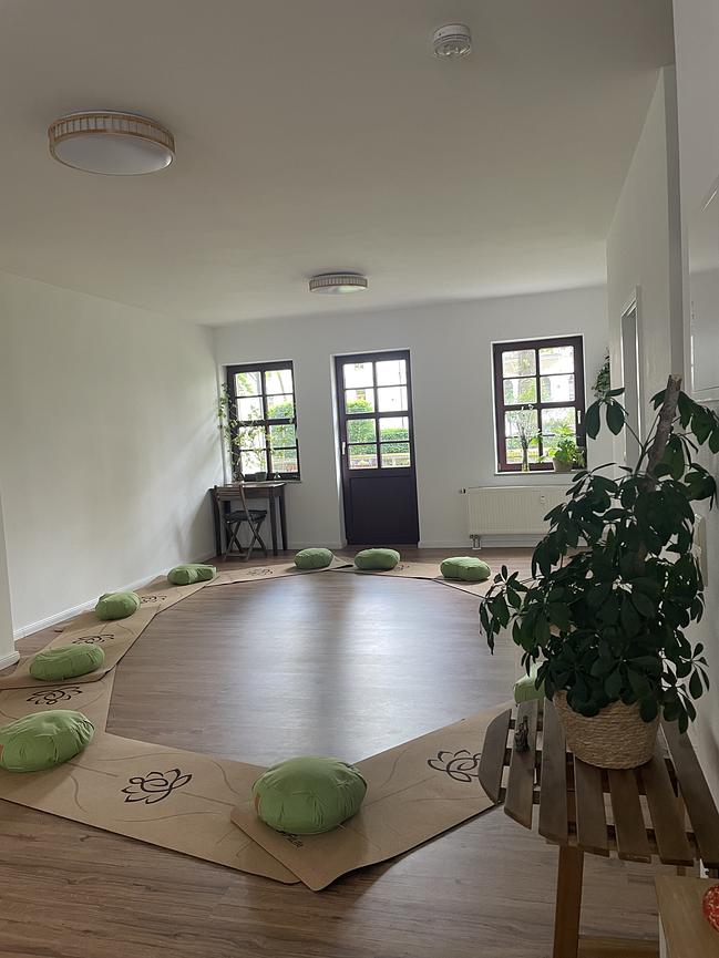 Bild 5 praxisraum in sehr zentraler Lage zu vermieten