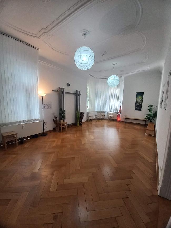 Bild 2 Raum für Veranstaltungen gesucht?
