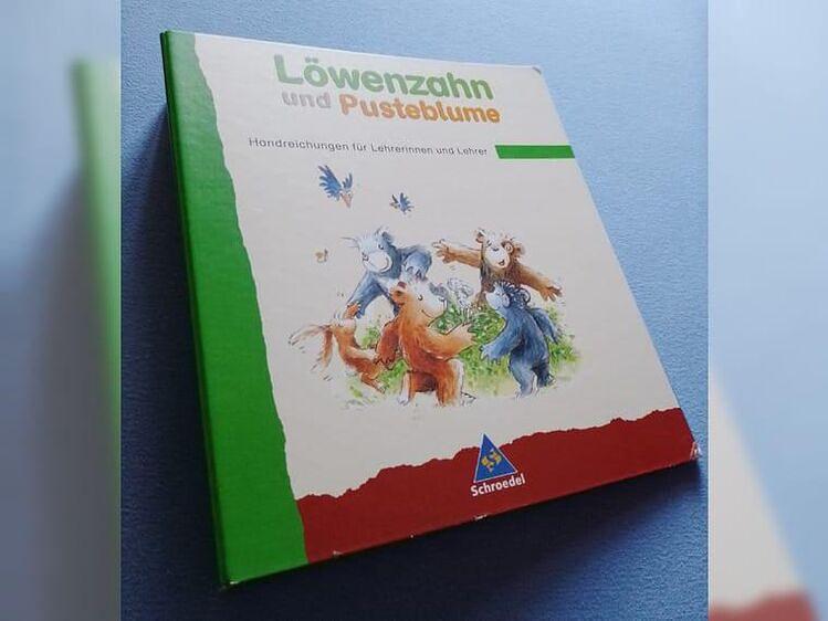 Bild 1 Ordner: Löwenzahn und Pusdeplume