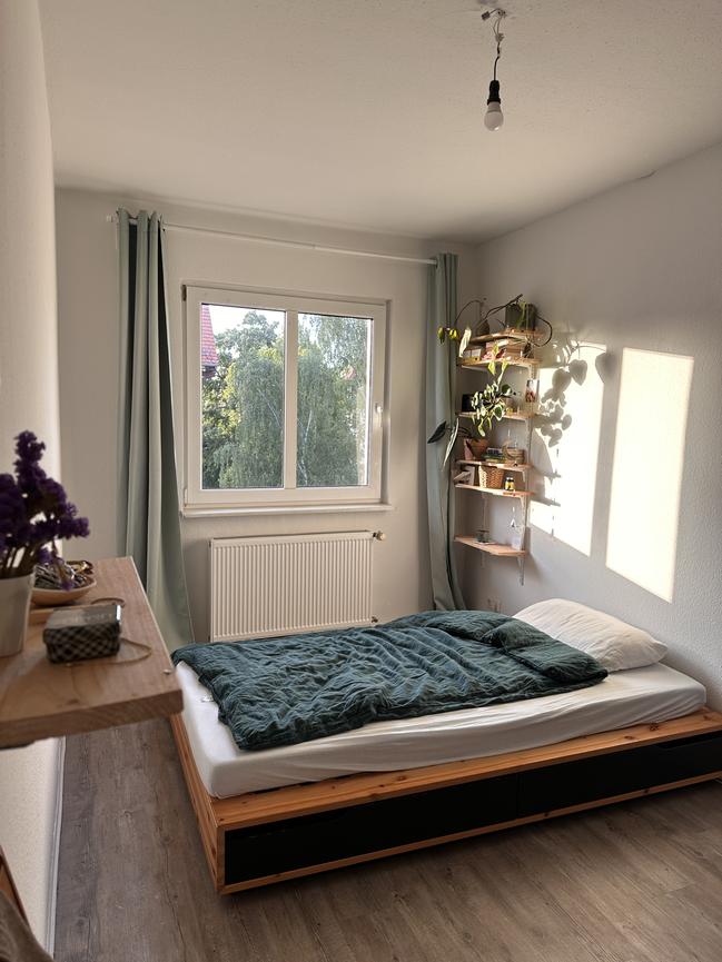 Bild 1 Kleines, feines Zimmer im Westen in FLINTA* WG