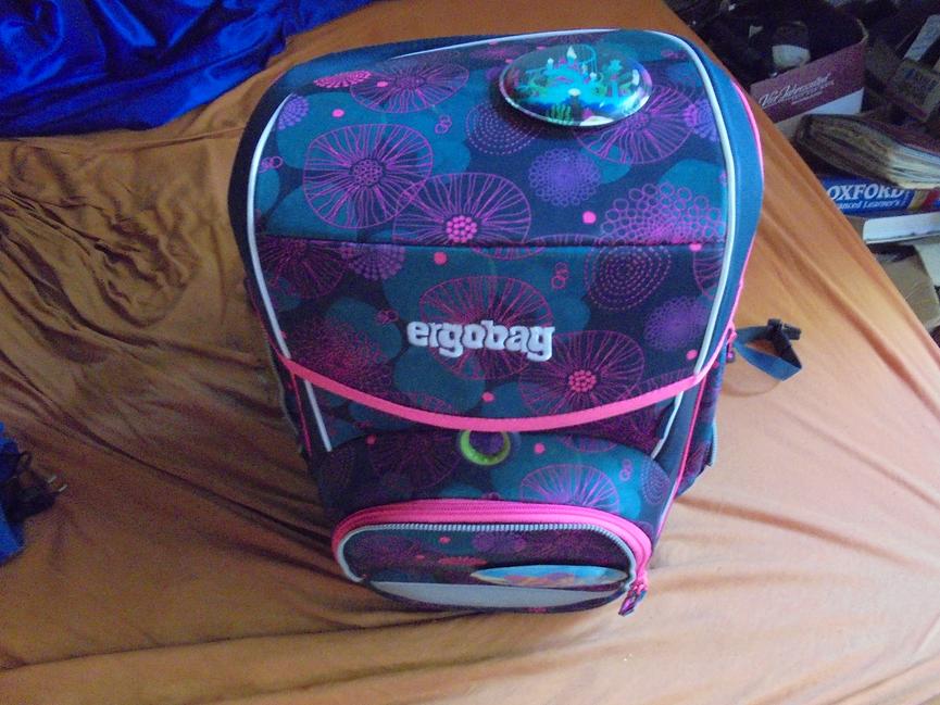 Bild 1 Ich biete geräumigen gebrauchten Kinder-Schulranzen für 5 Euro