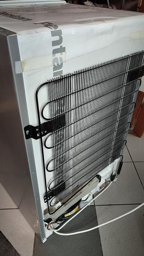 Bild 3 Einbaukühlschrank mit oder ohne freistehendem Schrank