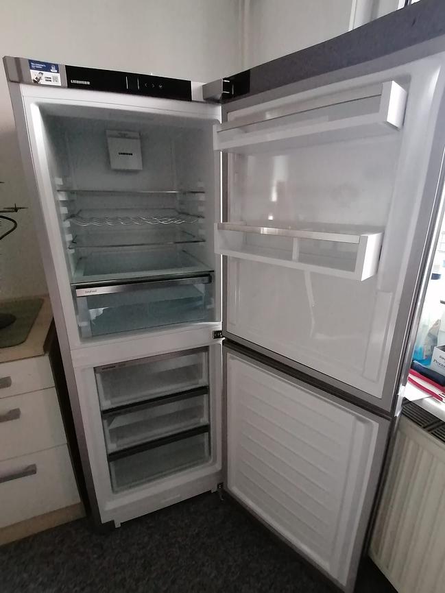 Bild 16 Wohnungsauflösung in Hellersdorf