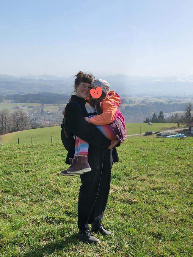 Bild 2 Mama und Tochter (6) suchen neues Zuhause!