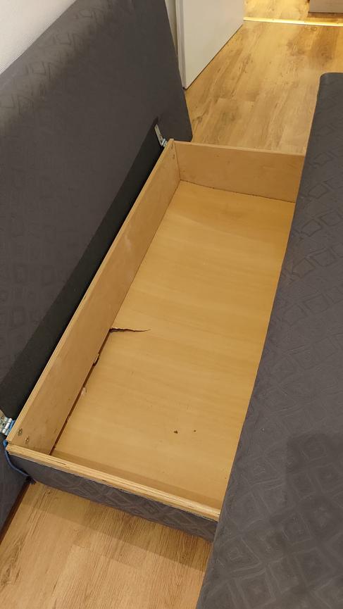 Bild 9 Zu verschenken: Praktisches Schlafsofa mit Stauraum