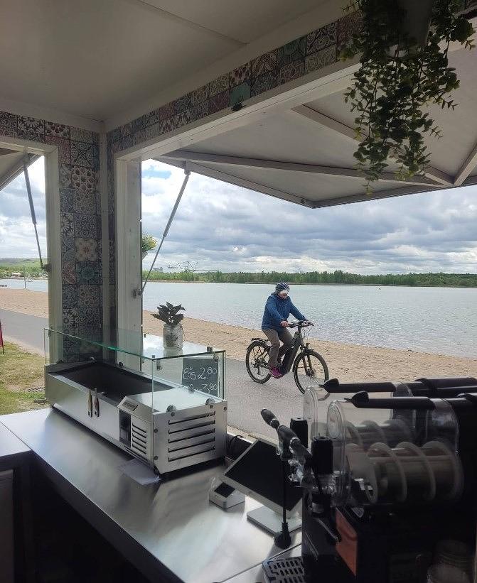 Bild 2 Servicekraft 15€/h (Minijob/Teilzeit)