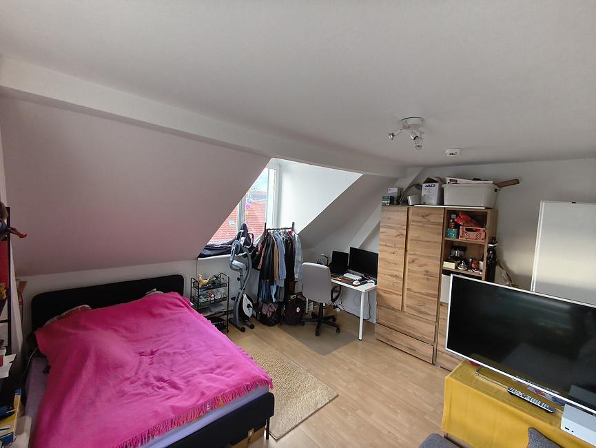 Bild 5 Helles all inclusive Zimmer in Frauen-WG