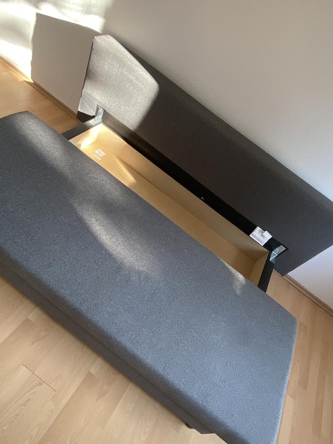 Bild 4 Gepflegte ausziehbare Couch