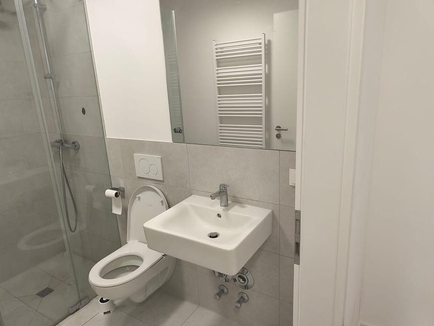 Bild 3 Hochwertige 1-Zimmer-Neubauwohnung mit Hafenblick in Spandau zu vermieten