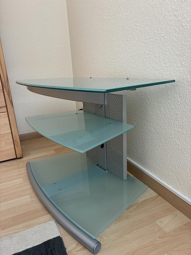 Bild 3 TV-Rack