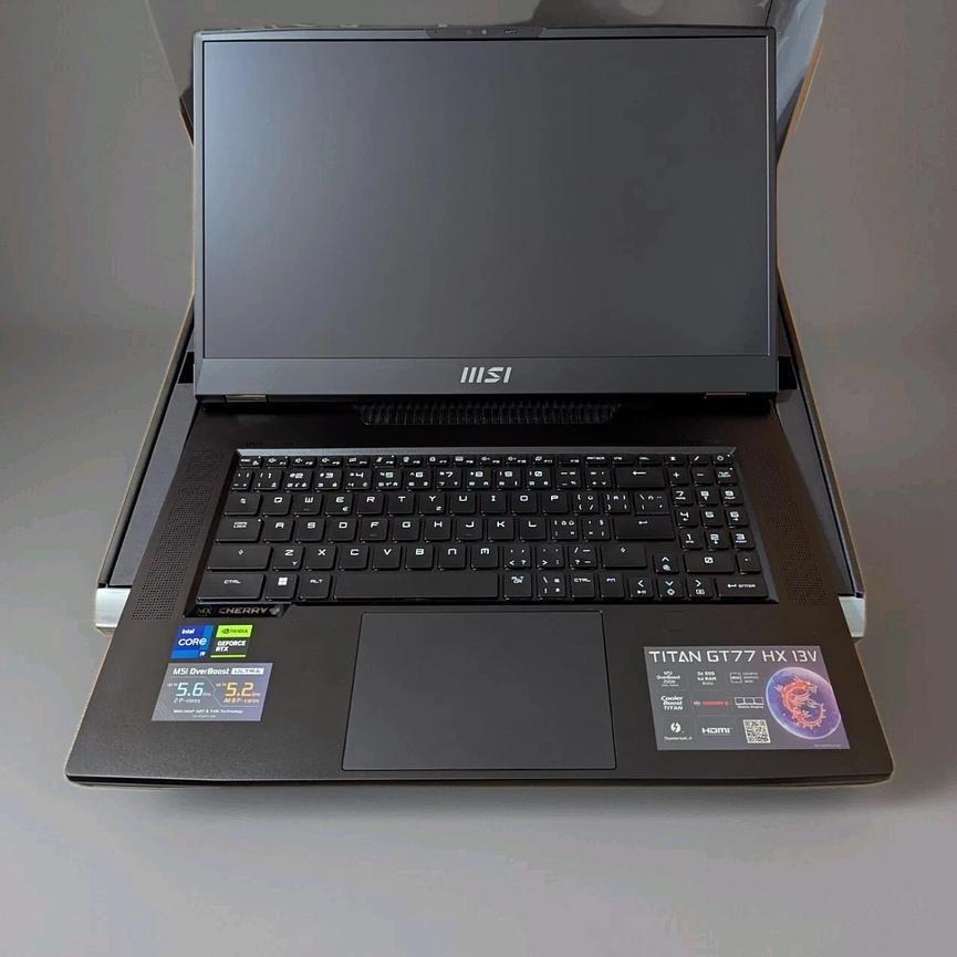 Bild 1 Msi Titan GT77 HX 13VH 17.3 4K HDR 13980HX 64GB 2TB NVidia 4080 RTX, Garantie