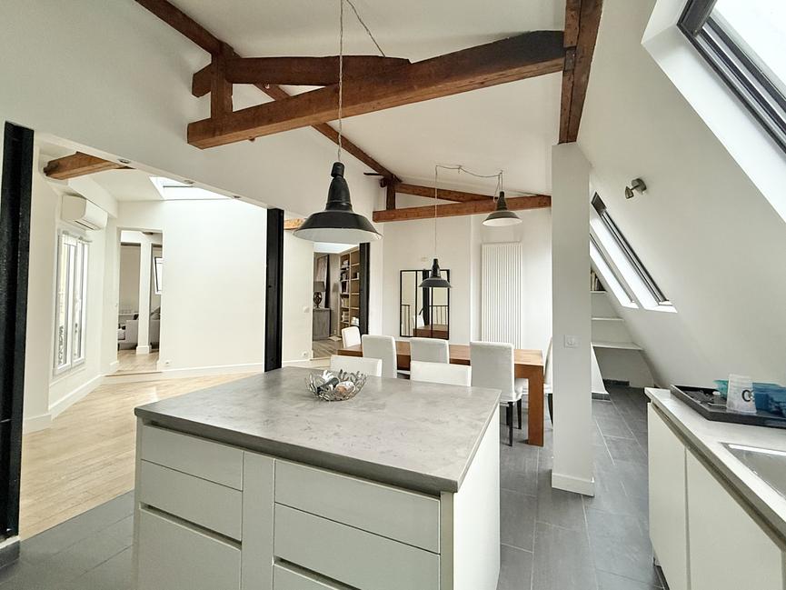 Bild 6 160 m² große, möblierte Maisonette-Wohnung in einem eleganten Gebäude mit Aufzug